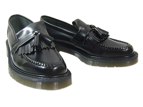 ��Loake��BrightonPolishedTasselLoafer