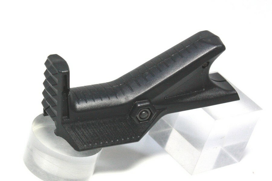 《1月31日再入荷商品》UFC-GRIP-38BK SI Cobraタイプ Tactical フォアグリップ BK