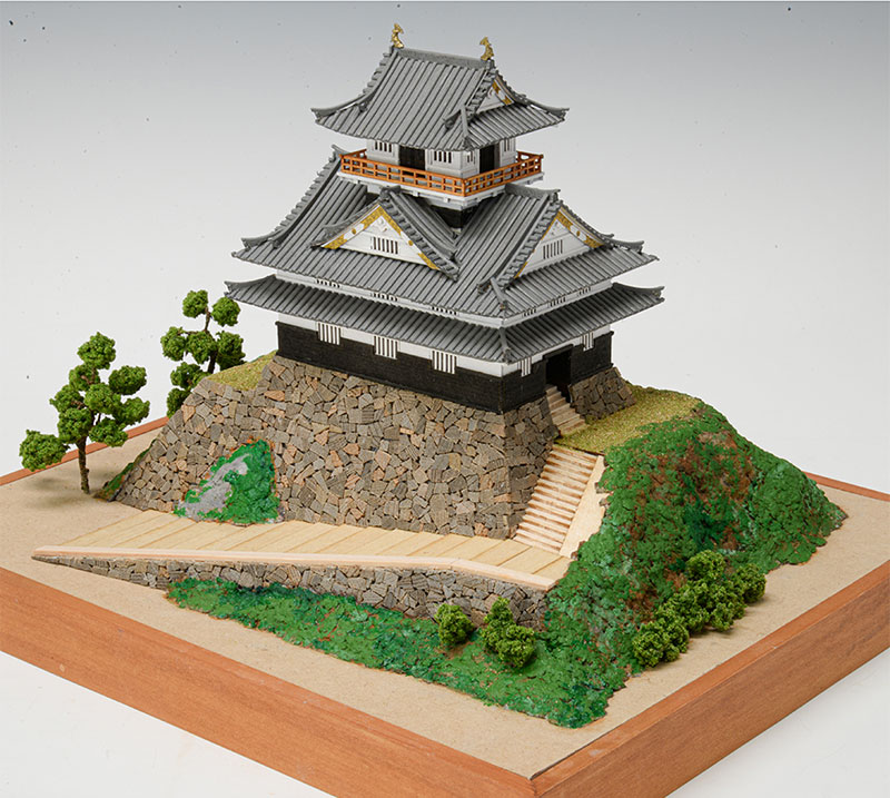 ウッディジョー 木製建築模型 1/150 岐阜城