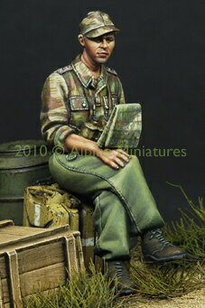ホビー&雑貨のお店 スターゲートのアルパインミニチュアズ プラモデル 1/35 ドイツ戦車兵将校 夏服 2ヘッド付 AM35099｜アングル3