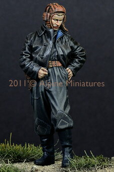 アルパインミニチュアズ プラモデル 1/35 ロシアAFVクルー 1944/45 #1 AM35117