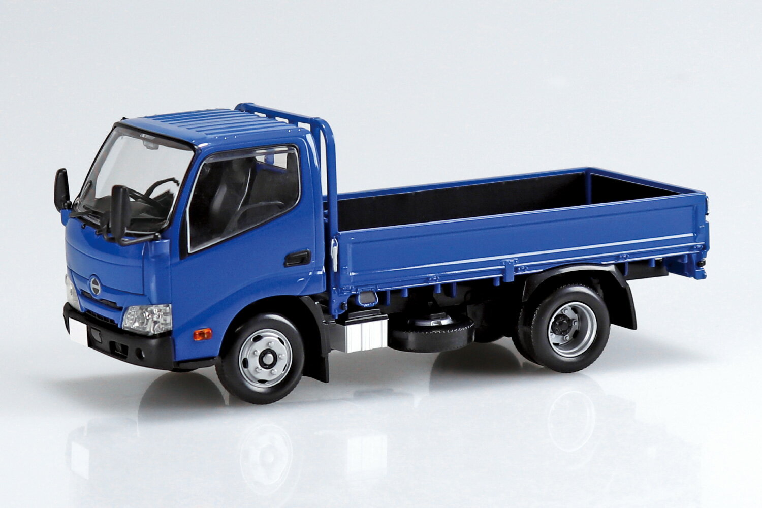 アオシマ プラモデル 1/32 楽プラ スナップキット No.23-BE 日野 デュトロ 平ボデー ブルー