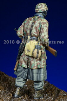 アルパインミニチュア 1/35 WWII ドイツ軍降下猟兵 アルデンヌ戦 No.1 レジン製フ...