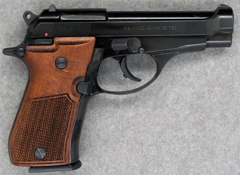 ホビー&雑貨のお店 スターゲートのマルシン モデルガン X-PFCブローバック 発火式 M84 WディープブラックABS ハーフチェッカー木製グリップ仕様｜アングル2