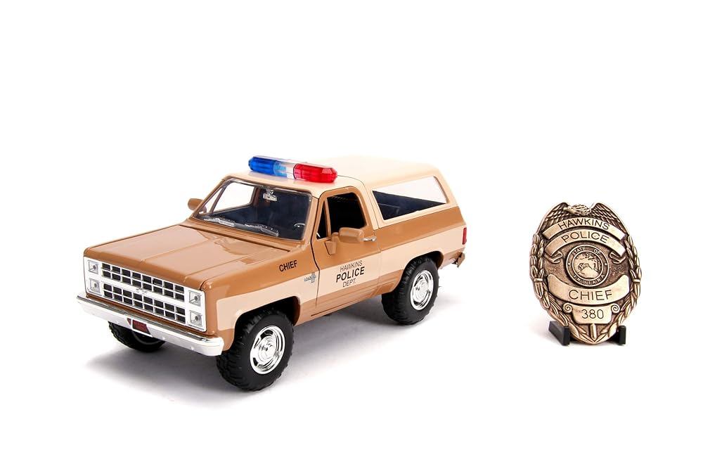 Jada Toys METALS DIE CAST STRANGER THINGS HOPPER'S CHEVY BLAZER with POLICE BADGE メタルズ・ダイキャスト ストレンジャーシングス ホッパー シェビー ブレイザー 1/24スケール ミニカー