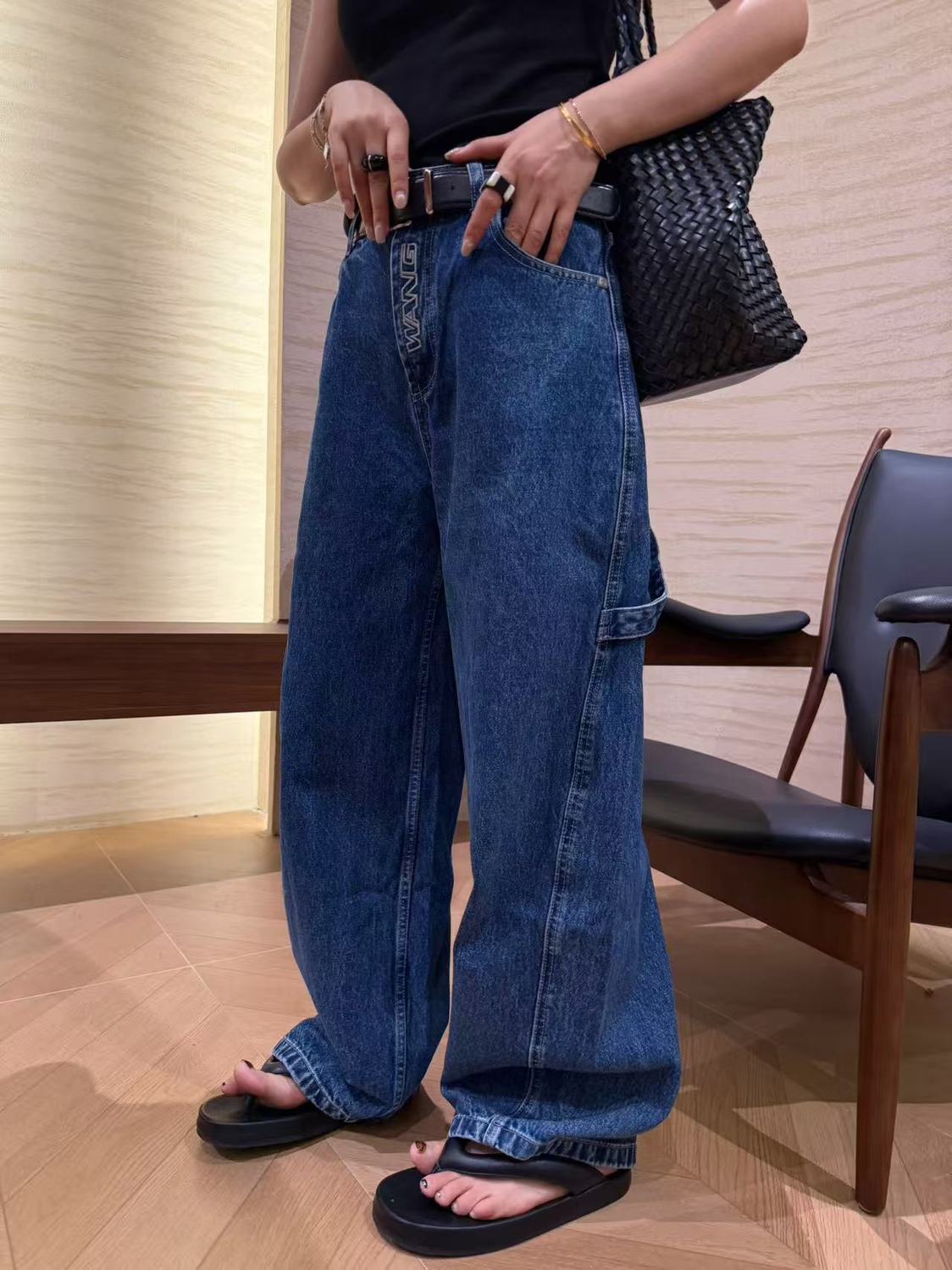 Rakuten - ワイドデニム レディース ストレートパンツ ゆったり 体型カバー ヴィンテージ風 ジーンズ Gパン ジーパン ベルトデザイン 大きめ