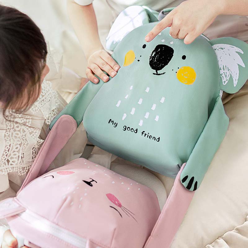 Startlineのベビーリュック ワッフル コーデュロイ ふわもこ リュック イニシャル 出産祝い 1歳 誕生日 選び取りカード 初節句 背守り 一生餅お祝い 内祝い ギフトセット プレゼント 保育園 入園 リュックサック｜アングル3