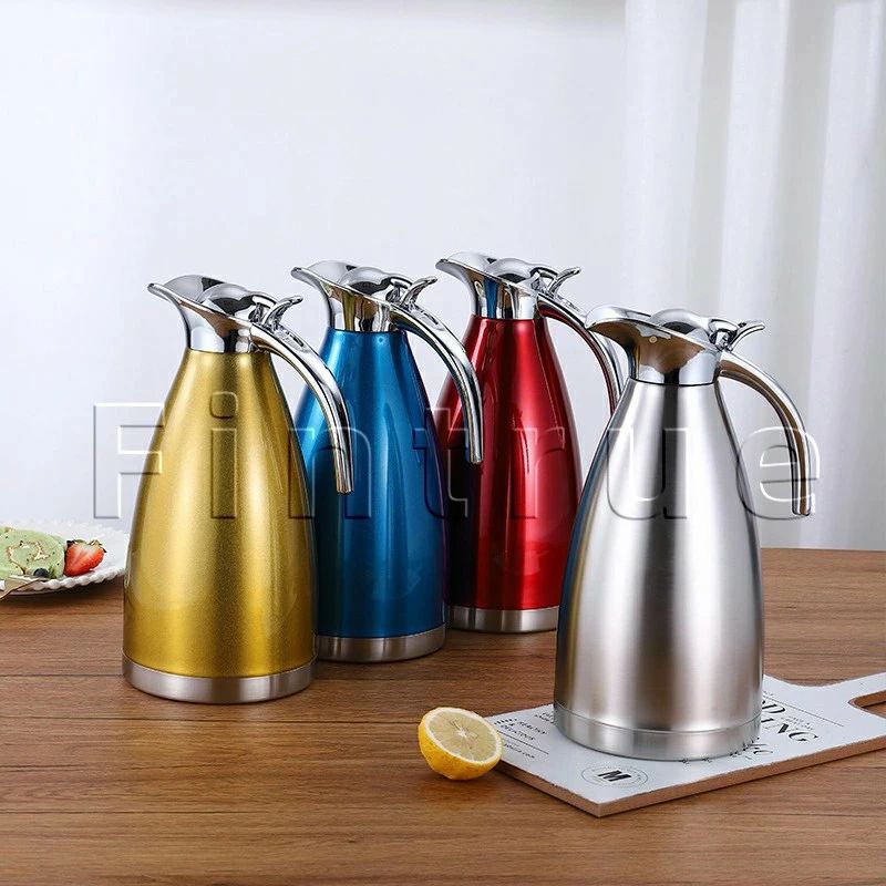 材質 ：304ステンレス 保温時間：24時間 容量：2000 ML 用途：冷水、保温お湯、保温コーヒー、お茶、牛乳 ◇新品を保証するため、 ご入金（ご注文）確認後、通常、ご注文日から6-10営業日以内に配送します。 具体的な配送時間は当店のカスタマーサービスにお問い合わせください。 ◇保証期間：到着日から1か月以内!!!!!!! ※お客様ご都合の交換と返品は、お受けしておりませんのであらかじめご了承ください。 ※ご注文の商品が「不具合がある」など当社原因による場合には、 商品到着後「1か月以内」に電話もしくはメールにて ご連絡いただいた商品は交換または返品を受け付けさせていただきます。 ◇お客様都合によるキャンセル（商品発送前） ご注文から30分以内は、理由の有無を問わず購入履歴からキャンセルすることが可能です。 なお、当店では、ご注文から30分以上過ぎた場合、お客様都合によるキャンセルは承っておりません。 あらかじめご了承ください。 ◇ 配送方法について ◇ ※ 発送後のキャンセル・送付先の変更はできません。 ※ 届かない場合や、転居による紛失に関しての補償は一切ありません。 ご注文前に、送付先に誤りがないか、部屋番号抜け等がないかを必ずご確認ください。 ※ 長期不在・表札がない・表札や郵便受けに書かれたお名前がご注文者のお名前と異なる場合、 お届けができず自動的に返送となる場合がございます。 返送された場合、返送・再配達にかかる送料はお客様負担となります。ご了承ください。 ◇ 注意事項 ◇ ※ ご利用のモニターによって、実物とすこし異なる色に表示される場合がございます。 ※ 全商品、北海道・沖縄・離島は別途 送料が掛かります。 ※ ラッピング対応しておりませんので、ご了承ください。 ※ 説明書は日本語化されていません。