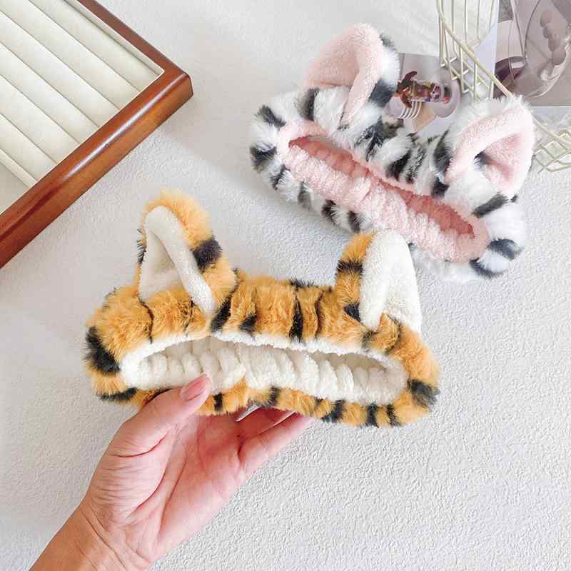 ヘアバンド レディース 猫耳 虎柄 トラ柄 ふわふわ もこもこ ソフト 洗顔 メイク ...