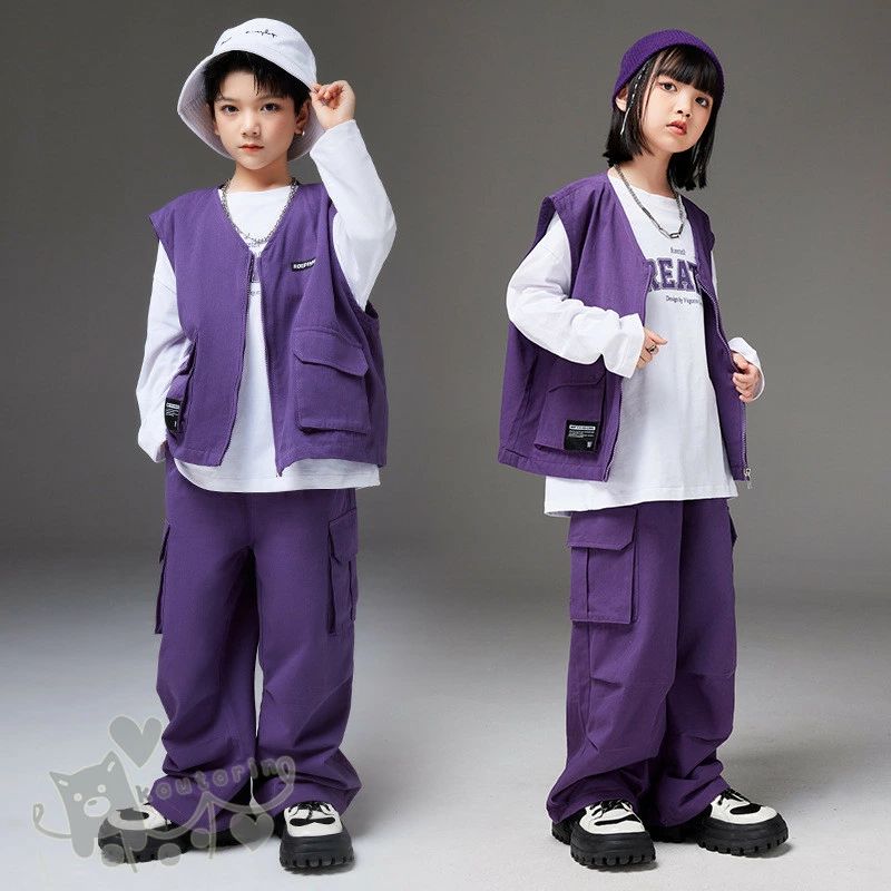 ダンス衣装 ヒップホップ 白Tシャツ 紫ベストカーゴ パンツ へそ出し キッズ ガールズ 男の子 セットアップ 派手 K-POP 韓国 ステージ衣装 応援団 練習着 体操服 発表会 hiphop 演出服 おしゃれ 120-180cm 送料無料 キッズダンス衣装 女の子 男の子 単品orセット 発表会 hiphop 演出服 おしゃれ 120-180cm 送料無料 2 商品情報素材ポリエステル商品内容 ベストのみ パンツのみ 2点セット（ベスト+パンツ） 3点セット（白Tシャツ+ベスト+パンツ）カラー画像通りサイズ【120cm】適応身長110-120cm【130cm】適応身長120-130cm【140cm】適応身長130-140cm【150cm】適応身長140-150cm【160cm】適応身長150-160cm【170cm】適応身長160-170cm2-4cmの誤差はご容赦下さいませ。（個人差もございます）注意事項※ベルトなど金属付属品は一切つきませんので、ご了承くだいさいませ。※ 平置き素人採寸ですので多少の誤差はご容赦下さい。※ モニタ環境によって、商品の色合いが多少違う場合があります。※ 少々匂いがありますが、置いたままで2-3日くらいになくなりますので、ご安心ください。※ 発送時も簡易梱包の為、お受け取り時にたたみ皺が有ると思いますが、ご了承ください。ダンス衣装 ヒップホップ 白Tシャツ 紫ベストカーゴ パンツ へそ出し キッズ ガールズ 男の子 セットアップ 派手 K-POP 韓国 ステージ衣装 応援団 練習着 体操服 発表会 hiphop 演出服 おしゃれ 120-180cm 送料無料 キッズダンス衣装 女の子 男の子 単品orセット 発表会 hiphop 演出服 おしゃれ 120-180cm 送料無料 2 商品情報素材ポリエステル商品内容 ベストのみ パンツのみ 2点セット（ベスト+パンツ） 3点セット（白Tシャツ+ベスト+パンツ）カラー画像通りサイズ【120cm】適応身長110-120cm【130cm】適応身長120-130cm【140cm】適応身長130-140cm【150cm】適応身長140-150cm【160cm】適応身長150-160cm【170cm】適応身長160-170cm2-4cmの誤差はご容赦下さいませ。（個人差もございます）注意事項※ベルトなど金属付属品は一切つきませんので、ご了承くだいさいませ。※ 平置き素人採寸ですので多少の誤差はご容赦下さい。※ モニタ環境によって、商品の色合いが多少違う場合があります。※ 少々匂いがありますが、置いたままで2-3日くらいになくなりますので、ご安心ください。※ 発送時も簡易梱包の為、お受け取り時にたたみ皺が有ると思いますが、ご了承ください。