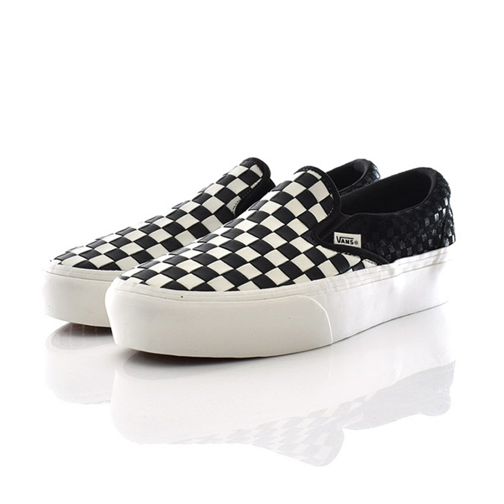 【組合せ自由2点以上でお得なクーポン】VANS ヴァンズ バンズ スニーカー スリッポン チェック クラシック スリップオン メンズ チェッカーボード 靴 ブランド フラッグ ブラック ホワイト 白 黒 ガムソール 編み込み 厚底 USA企画 US企画 VN品番 CLASSICSLIP-ON VN0A5KXB9GY