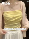 レディース ルームウェア クリーム イエローの 美しい プリーツ スリミング 女性用 パッド入り キャミソール ボトム用の ノースリーブトップ