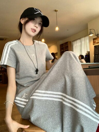 オーガニックコットン 半袖 レディース Aライン スカート レディース 大きいサイズ 夏服 女性用 Tシャツ 一式 2025夏の MM スリム スポーツ レジャー スーツ スカート オーガニックコットン 半袖 レディース Aライン スカート レディース 大きいサイズ 夏服 女性用 Tシャツ 一式 2025夏の MM スリム スポーツ レジャー スーツ スカート