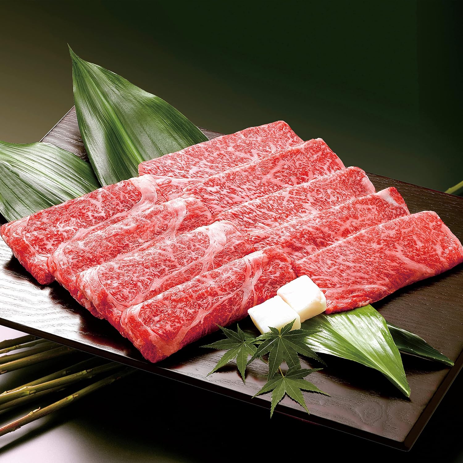 松阪牛 A5等級 【最高級 霜降り松阪牛】 すき焼き しゃぶしゃぶ用 6〜7人前(1kg) ...