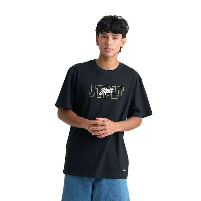 綿100％のゆったりとしたシルエットで着心地も抜群！ ・100% cotton