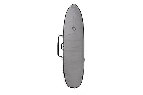 CREATURES クリエーチャーCOL ICON LITE CASE FISH 6 7■メーカー品番：1100226400065■カラー：SILVER/BLACK■JAN：9339740056840■カテゴリ：CREATURES OF LEISURE BOARD CASE・3mmウレタンパッド仕様・420D Fabric on top side and Heat resistant Silver poly・耐久性に優れるナイロンファスナーを使用・ショルダーストラップ付き・マチ無し・MAX WIDTH 22" / 56cm