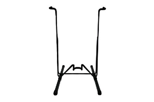 サーフボードの展示や部屋のインテリアとして活躍して くれる。足部分が着脱式になっているので使用していな い時にはコンパクトに収納可能です。 ■サイズ：62.0(高・・ 49.0(幅・・49.0(奥)cm カラー：BLAC・
