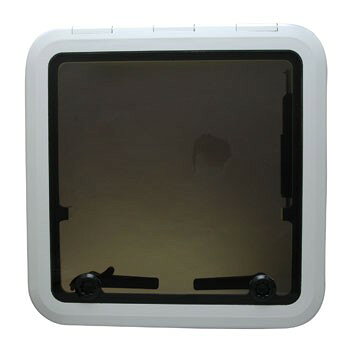 ■フランジ寸法：480x480mm　■穴あけ寸法：430x430mm　■開口部：415x415mm　■開き角度：70度●デッキへ取り付けた場合凸高さ2cmと薄く、自重が軽いハッチです。　●あまり強度を必要としない箇所への設置に最適。　●ウインチハンドルにより、外側から開閉が可能。