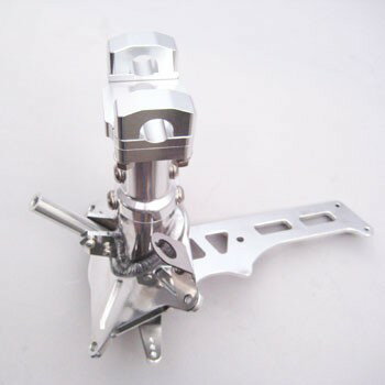 ●クリスマックルゲージと共同開発！●レースシーンにあわせてハンドル位置を最大限に低く設定してあります。