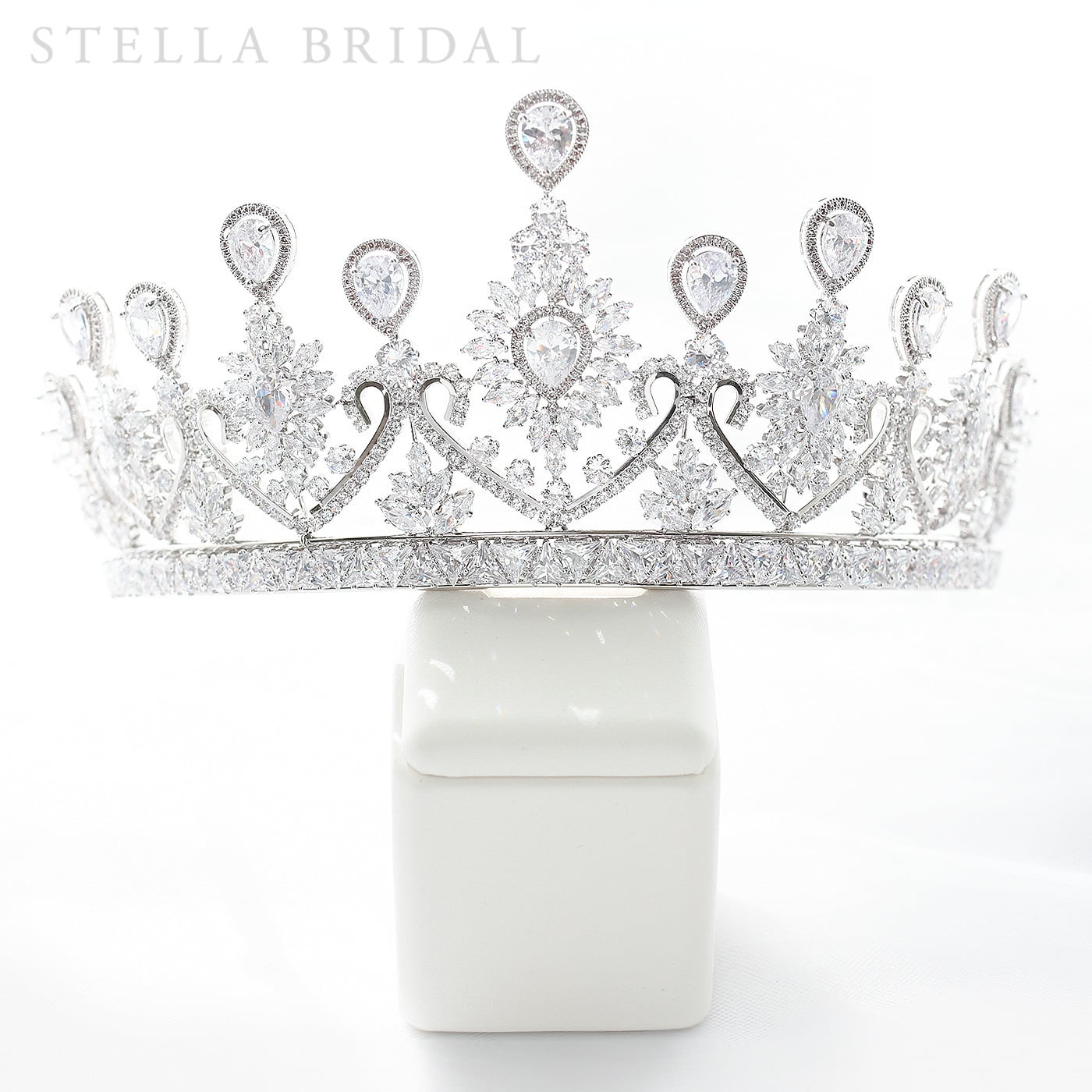 【STELLA BRIDAL公式】ブライダル ティアラ ヘイリー I シルバー |キュービックジルコニア ビジュー ウェディング 大ぶり ブライダル 花嫁 結婚式 挙式 ヘアアクセサリー お洒落 おしゃれ ブライダルアクセサリー ウエディング 幅広 大きめ 高め ステラブライダル