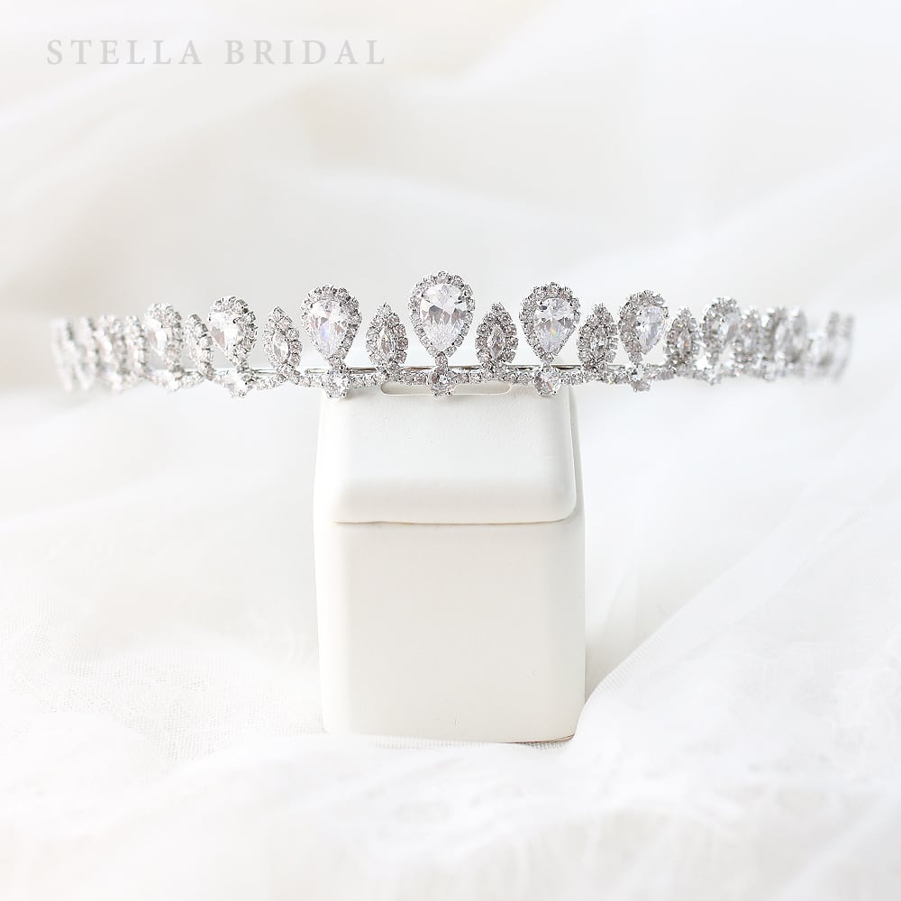 【STELLA BRIDAL公式】ブライダル ティアラ ジュエルドロップ |キュービックジルコニア ビジュー ウェディング 大ぶり ウエディング 花嫁 結婚式 ...