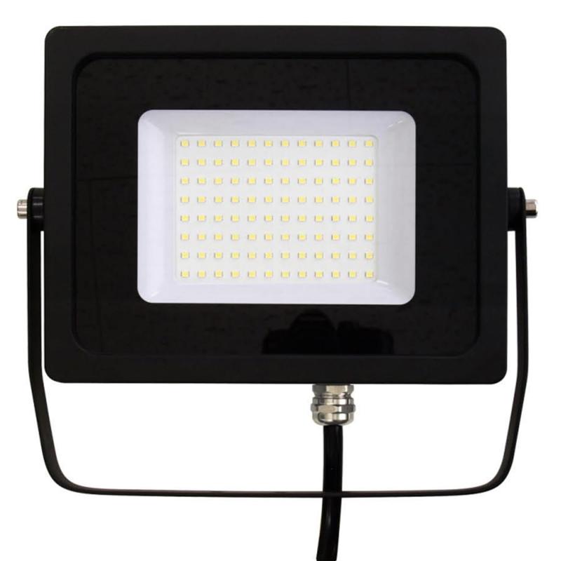 富士倉 薄型投光器50W AS-50N 投光器 照明 防水 ブラック アルミ製ボディ 放熱性 長寿命 屋外 屋内 防塵 防水等級 IP65 コンパクト 持ち運び 便利 明るさ 5000lm 色温度 6000K SMD 20個 工事現場 運動場