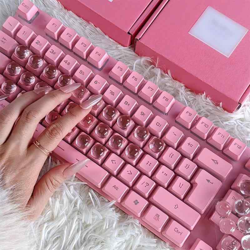 VOXILFE 長い爪用キーボード隆起ステッカー【64個】透明度が高い ネイルアートタイピング爪の保護器 貼り付け簡単 ネイルアートが好きな女性に最適