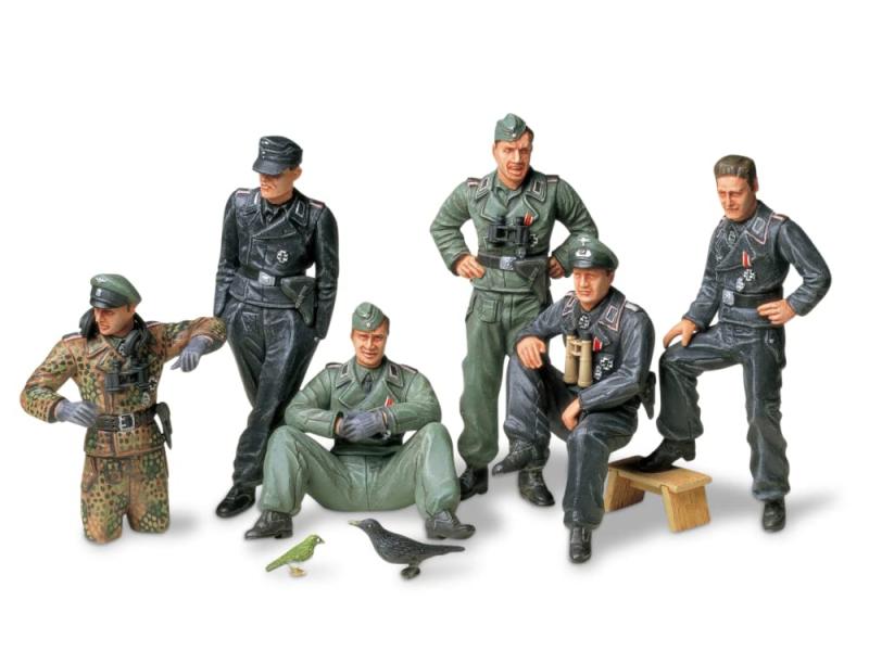 タミヤ(TAMIYA) 1/35 ミリタリーミニチュアシリーズ No.201 ドイツ陸軍 戦車兵 小休止セット プラモデル組み立て、塗装が必要なプラモデル。別途、工具、塗料等が必要。色: マルチカラーパッケージ重量: 0.08 kg商品モデル番号: TM35201