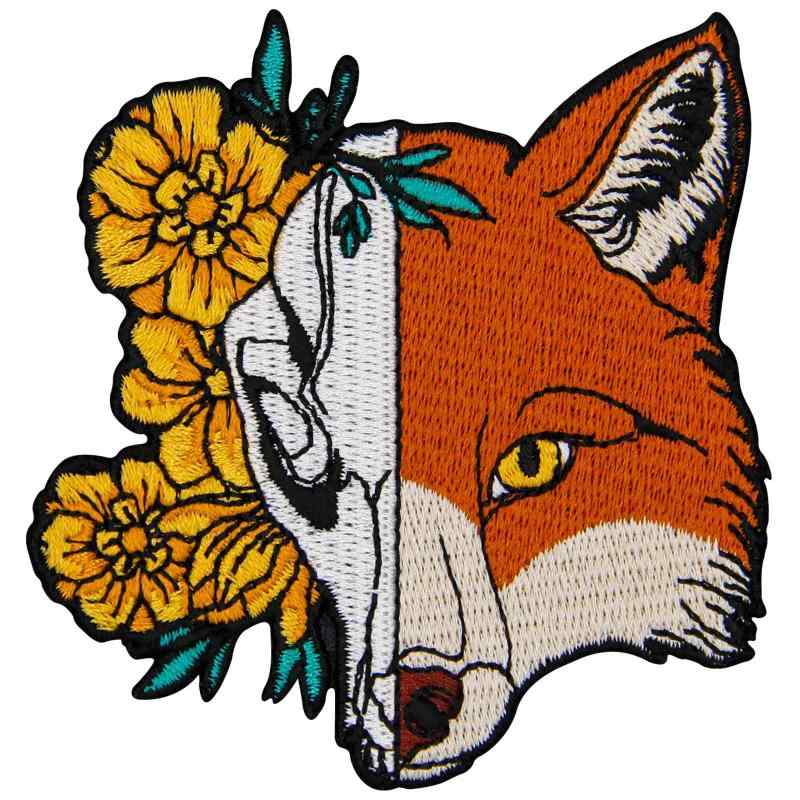 ZEGINs 半狐半花ドクロ刺繍のバッジのアイロン付けまたは縫い付けるワッペンシングルサイズ：7.5 * 7.5 センチ。100%刺繍背面処理：超強い熱接着剤、いかなる生地にアイロンをかけたり、縫ったりできる。しかも、素晴らしい耐水性があり、抜け落ちない。安全性：刺繍はすべて安全検査に合格し、人体に安全である。使いやすい：弊店のラベルを使ったら、15秒だけで自分の個性的な服装をDIYできる。包装：1枚装。
