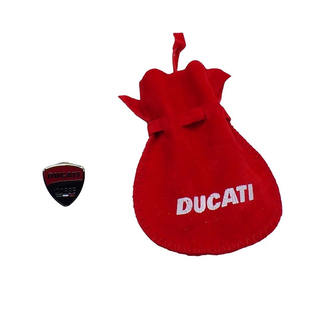DUCATI CORSE ピンバッジ ドゥカティ