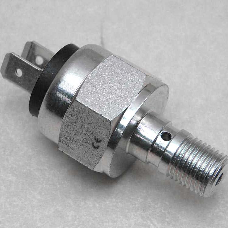 ブレーキプレッシャースイッチ N30 10mmピッチ1.0 2