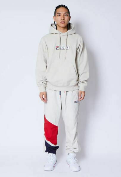 122-054010-CR / AKTR / x FILA BOX LOGO SWEAT HOODIE / パーカー/ アクター