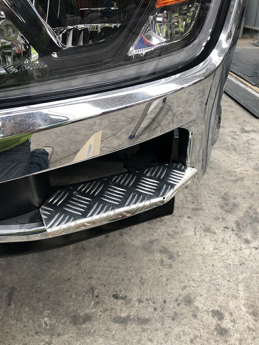 日野大型 17プロフィア アルミシマ板フロントバンパーステップガーニッシュ R/L