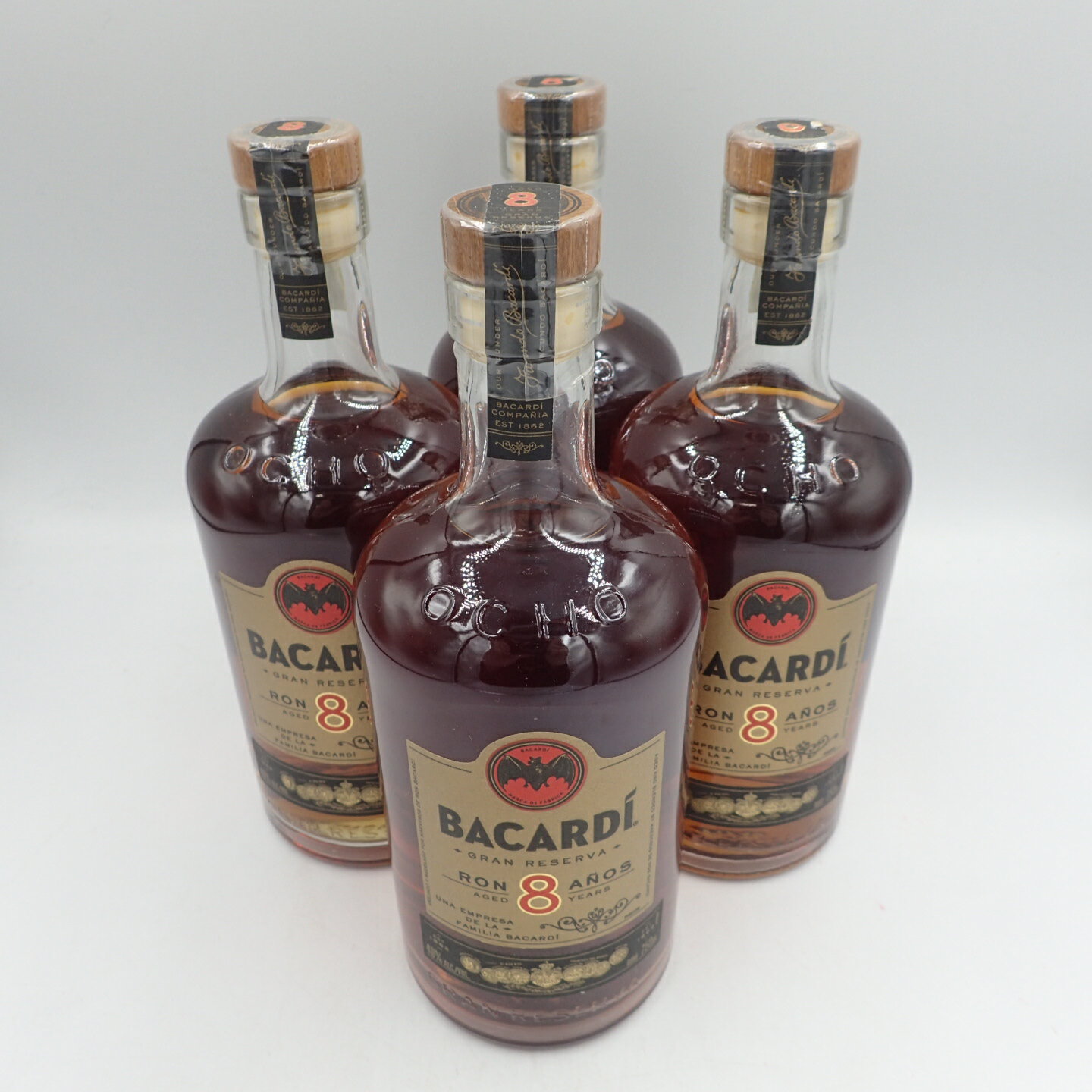 バカルディ エイト 8年 BACARDI 40% 750ml 4本セット【MTM2】【中古】