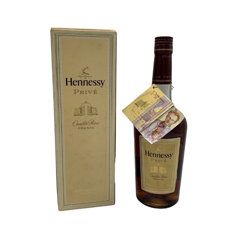 ▼商品詳細 メーカー・銘柄 ヘネシー プリヴェ Hennessy PRIVEヘネシー プリヴェ Hennessy PRIVE 付属品 [箱や木箱]--- 本数 1本 内容量 700ml 度数 40% 状態詳細 未開栓のお品物です。（タイトル...