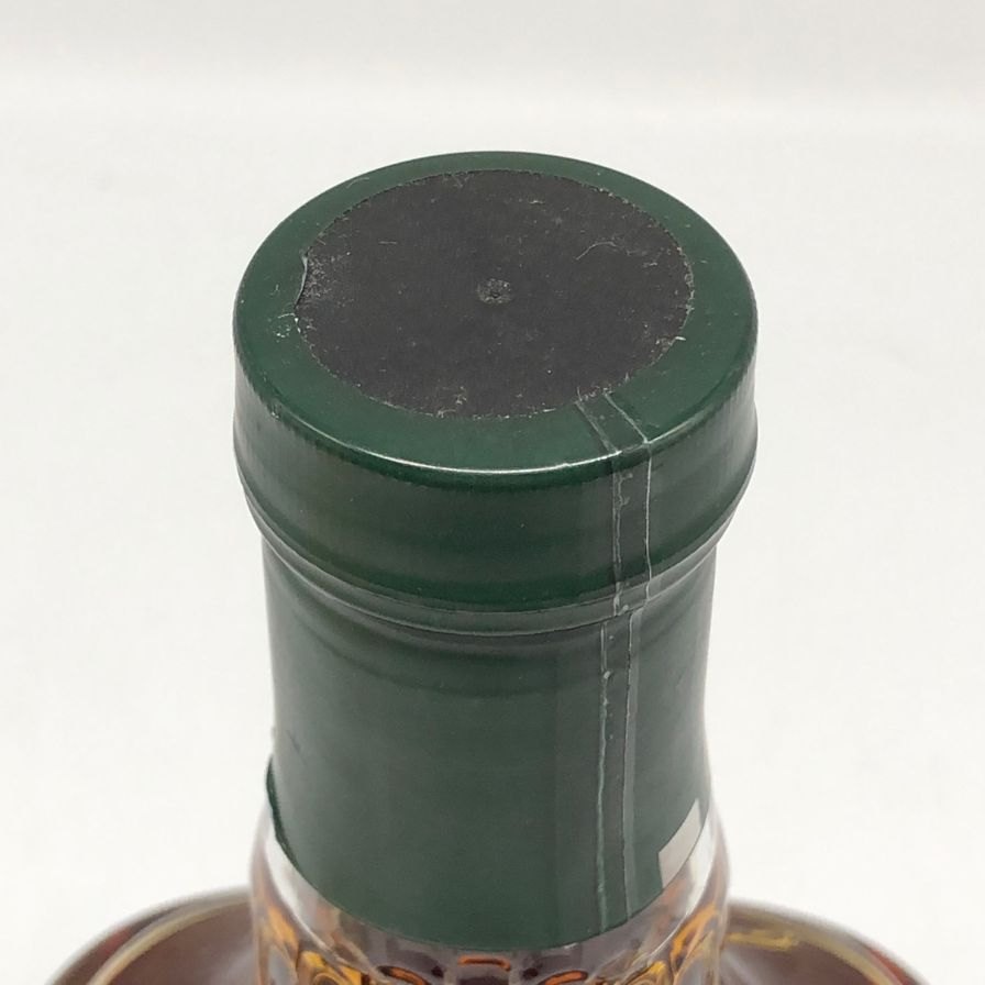 越ノ忍 ブレンデッドウイスキー 700ml 【忍蒸溜所】新潟麦酒 新潟県 新潟市 専用化粧箱入り ギフト プレゼント 贈り物 贈答