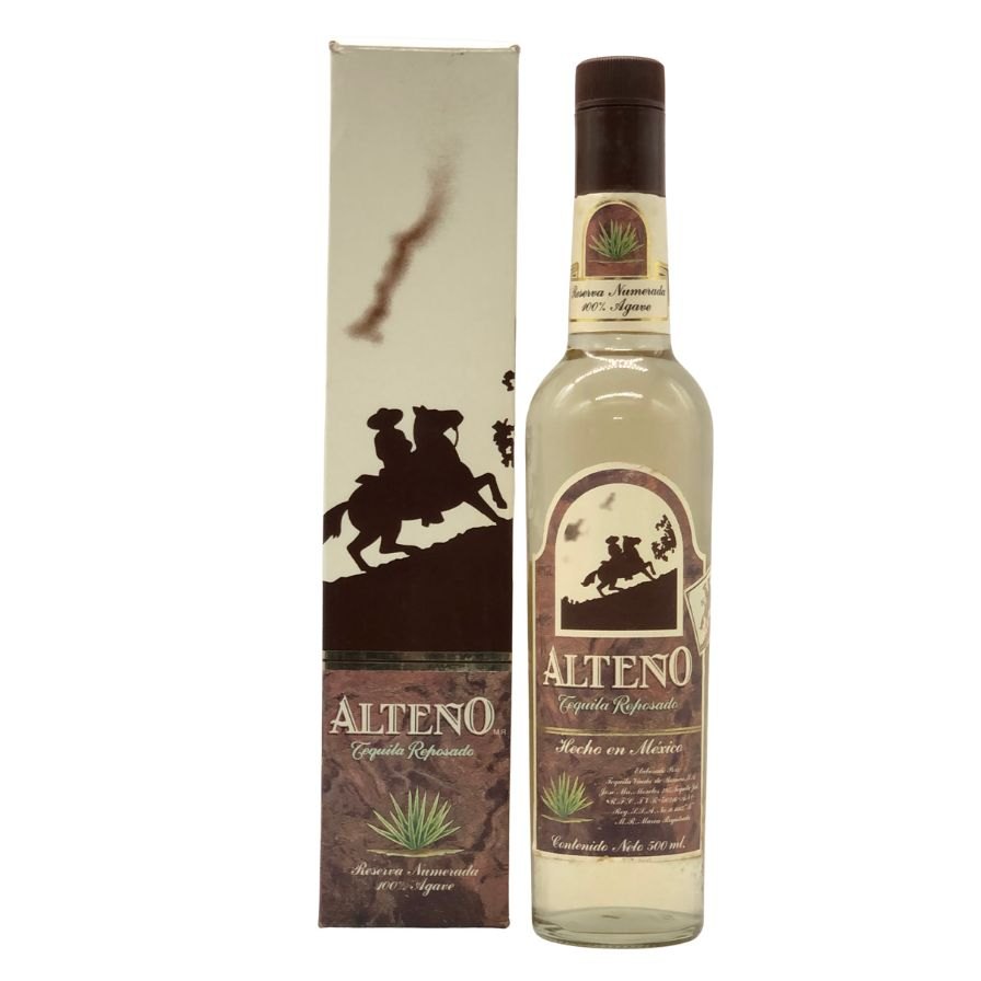 ▼商品詳細 メーカー・銘柄 アルテーニョ El Alteñoアルテーニョ El Alteño 付属品 [箱や木箱]--- 本数 1本 内容量 500ml 度数 38% ダメージ等 次のダメージがございます。必ずお写真をご確認ください。【ラベル（表）ダメージ／汚れ・ラベル（裏）ダメージ／汚れ・箱ダメージ・汚れ・】 状態詳細 未開栓のお品物です。（※タイトルに開栓済みと記載のある商品を除く） 本体・付属品・液面の状態など、必ず商品画像をご確認ください。 なお、本商品は二次流通品となります。 写真に写っていない箇所に数mm程度の微細なキズ・汚れ、ラベルのスレなどが見られる場合がございます。 また、撮影後の保管中に液面のわずかな目減りやオリの発生など、軽微な変化が生じる可能性もございます。 状態に敏感な方や完璧なコンディションをお求めの方は、ご購入をお控えください。 上記をご理解頂いた上でのご購入をお願い致します。 梱包サイズ 80サイズ 商品管理番号 【IT2IR2EWKRAY】【N】【H3】 備考 ※20歳以上の方のみ入札可能です。落札後取引ナビへ生年月日をご入力下さい。お客様の年齢確認をさせていただきます。 生年月日の入力が無い場合、税務署の指導により発送出来かねますので、ご了承下さい。 またクール便配送をご希望のお客様は、オーダーフォーム備考欄にクール便希望の旨を記載ください。 クール便配送の場合、通常の送料＋220円お支払いください。 ※タイトルに【東京都限定】とある商品に関しましては、酒類販売免許に条件があるため東京都内に発送先住所がある方にしか発送できません。入札された場合、落札者様都合で削除させていただきますこと、ご了承下さいませ。 結婚記念日 / 還暦 / 古希 / 喜寿 / 米寿 / 白寿 / 卒寿 / 百寿 / 成人式 / 入学式 / 卒業式 / 結婚式 / 出産 / 新築祝い / 初節句 / 七五三 / 銀婚式 / 金婚式 / ダイヤモンド婚式 / 出産祝い / 命名式 / お宮参り / 初誕生 / 入園式 / 進級祝い / 就職祝い / 成人式 / 結納 / 婚約式 / 新婚旅行 / 出産記念 / 引っ越し祝い / 退職祝い / 還暦祝い / 古希祝い / 喜寿祝い / 傘寿祝い / 卒寿祝い / 白寿祝い / 百寿祝い / 母の日 / 父の日 / 敬老の日 / バレンタインデー / ホワイトデー / クリスマス / お正月 / 節分 / ひな祭り / 端午の節句 / 七夕 / お盆 / お彼岸 / 十三参り / 仏事 / 法事 / お歳暮 / お中元 / 暑中見舞い / 寒中見舞い / 年賀状 / 快気祝い / 内祝い / 引き出物 / お礼状 / お祝い返し / 香典返し / 贈り物 / ホームパーティー / ハロウィン / クリスマスパーティー / 新年会 / 忘年会 / 誕生日パーティー / 結婚記念パーティー / ベビーシャワー / 送別会 / 歓迎会 / 卒業パーティー / 婚約パーティー / バチェロレッテパーティー / ディナーショー / ガーデンパーティー / ランチパーティー