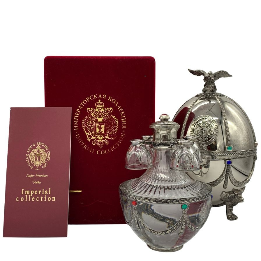 ▼商品詳細 メーカー・銘柄 ラドガ インペリアルコレクション ウォッカ シルバー LADOGA Imperial Collection Vodka Silverラドガ インペリアルコレクション ウォッカ シルバー LADOGA Imperial Collection Vodka Silver 付属品 [箱や木箱][冊子・カード]-- 本数 1本 内容量 700ml 度数 40% ダメージ等 次のダメージがございます。必ずお写真をご確認ください。【箱ダメージ・汚れ・】 状態詳細 未開栓のお品物です。（※タイトルに開栓済みと記載のある商品を除く） 本体・付属品・液面の状態など、必ず商品画像をご確認ください。 なお、本商品は二次流通品となります。 写真に写っていない箇所に数mm程度の微細なキズ・汚れ、ラベルのスレなどが見られる場合がございます。 また、撮影後の保管中に液面のわずかな目減りやオリの発生など、軽微な変化が生じる可能性もございます。 状態に敏感な方や完璧なコンディションをお求めの方は、ご購入をお控えください。 上記をご理解頂いた上でのご購入をお願い致します。 梱包サイズ 80サイズ 商品管理番号 【IT31PZ1NCA5K】【FZ】【P0】 備考 ※20歳以上の方のみ入札可能です。落札後取引ナビへ生年月日をご入力下さい。お客様の年齢確認をさせていただきます。 生年月日の入力が無い場合、税務署の指導により発送出来かねますので、ご了承下さい。 またクール便配送をご希望のお客様は、オーダーフォーム備考欄にクール便希望の旨を記載ください。 クール便配送の場合、通常の送料＋220円お支払いください。 ※タイトルに【東京都限定】とある商品に関しましては、酒類販売免許に条件があるため東京都内に発送先住所がある方にしか発送できません。入札された場合、落札者様都合で削除させていただきますこと、ご了承下さいませ。 結婚記念日 / 還暦 / 古希 / 喜寿 / 米寿 / 白寿 / 卒寿 / 百寿 / 成人式 / 入学式 / 卒業式 / 結婚式 / 出産 / 新築祝い / 初節句 / 七五三 / 銀婚式 / 金婚式 / ダイヤモンド婚式 / 出産祝い / 命名式 / お宮参り / 初誕生 / 入園式 / 進級祝い / 就職祝い / 成人式 / 結納 / 婚約式 / 新婚旅行 / 出産記念 / 引っ越し祝い / 退職祝い / 還暦祝い / 古希祝い / 喜寿祝い / 傘寿祝い / 卒寿祝い / 白寿祝い / 百寿祝い / 母の日 / 父の日 / 敬老の日 / バレンタインデー / ホワイトデー / クリスマス / お正月 / 節分 / ひな祭り / 端午の節句 / 七夕 / お盆 / お彼岸 / 十三参り / 仏事 / 法事 / お歳暮 / お中元 / 暑中見舞い / 寒中見舞い / 年賀状 / 快気祝い / 内祝い / 引き出物 / お礼状 / お祝い返し / 香典返し / 贈り物 / ホームパーティー / ハロウィン / クリスマスパーティー / 新年会 / 忘年会 / 誕生日パーティー / 結婚記念パーティー / ベビーシャワー / 送別会 / 歓迎会 / 卒業パーティー / 婚約パーティー / バチェロレッテパーティー / ディナーショー / ガーデンパーティー / ランチパーティー