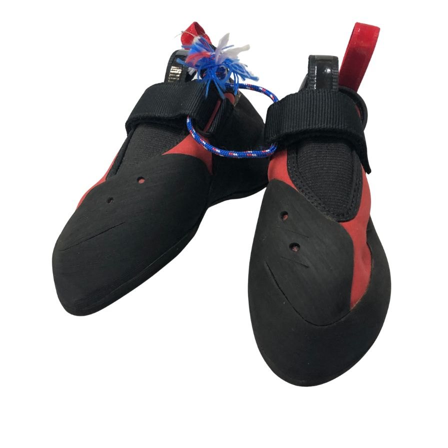 ▼状態ランク ▼商品詳細 ブランド アンパラレル 色 ブラック（黒） 素材 付属品 -, -, -, -, 商品詳細 表記サイズ【22】（約22.0cm） アウトソール縦：20cm アウトソールウィズ：7cm 全高：9cm ヒール：5cm ※採寸に関しまして1～2cm程誤差が出てしまう場合もございます。予めご了承くださいませ。 状態詳細 梱包サイズ 80サイズ 商品管理番号 【ITED56HH8DO7】【CZ】【AFC36】 ▼状態ランク詳細
