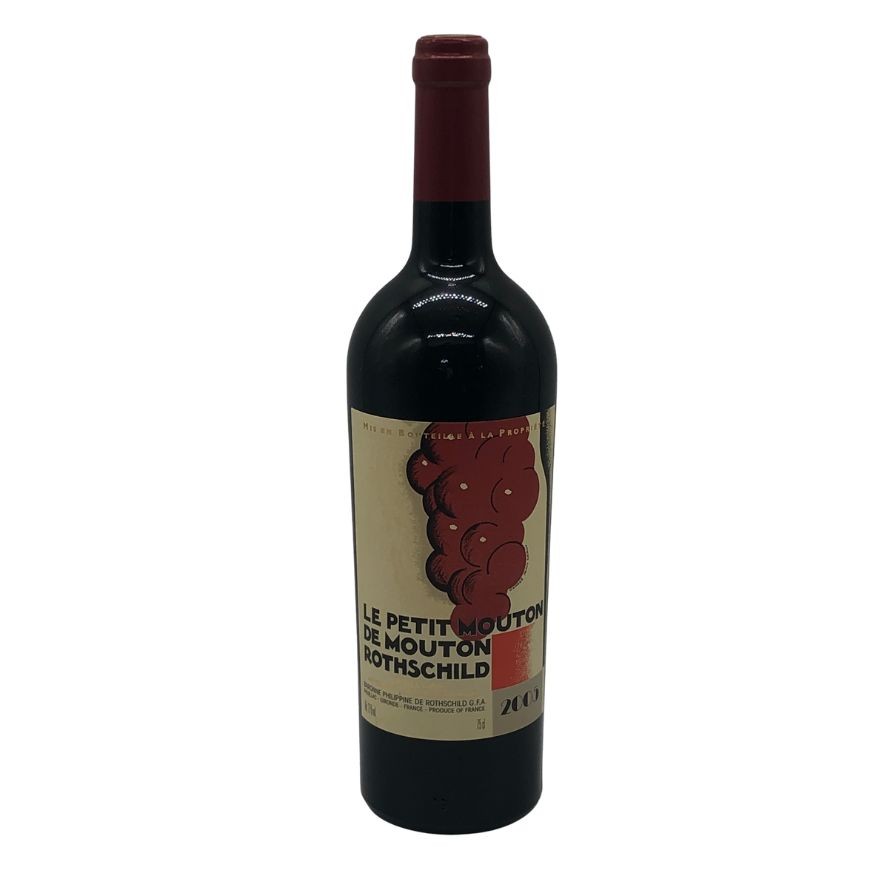 ▼商品詳細 メーカー・銘柄 LE PETIT MOUTON DE MOUTON ROTHSCHILD（ル プティ ムートン ド ムートン ロートシルト）LE PETIT MOUTON DE MOUTON ROTHSCHILD（ル プティ ムートン ド ムートン ロートシルト） 付属品 ---- 本数 1本 内容量 750ml 度数 13% ダメージ等 次のダメージがございます。必ずお写真をご確認ください。【ラベル（表）ダメージ／汚れ・ラベル（裏）ダメージ／汚れ・】 状態詳細 未開栓のお品物です。（※タイトルに開栓済みと記載のある商品を除く） 本体・付属品・液面の状態など、必ず商品画像をご確認ください。 なお、本商品は二次流通品となります。 写真に写っていない箇所に数mm程度の微細なキズ・汚れ、ラベルのスレなどが見られる場合がございます。 また、撮影後の保管中に液面のわずかな目減りやオリの発生など、軽微な変化が生じる可能性もございます。 状態に敏感な方や完璧なコンディションをお求めの方は、ご購入をお控えください。 上記をご理解頂いた上でのご購入をお願い致します。 梱包サイズ 80サイズ 商品管理番号 【ITASXT52NCYO】【CR+】【O0】 備考 ※20歳以上の方のみ入札可能です。落札後取引ナビへ生年月日をご入力下さい。お客様の年齢確認をさせていただきます。 生年月日の入力が無い場合、税務署の指導により発送出来かねますので、ご了承下さい。 またクール便配送をご希望のお客様は、オーダーフォーム備考欄にクール便希望の旨を記載ください。 クール便配送の場合、通常の送料＋220円お支払いください。 ※タイトルに【東京都限定】とある商品に関しましては、酒類販売免許に条件があるため東京都内に発送先住所がある方にしか発送できません。入札された場合、落札者様都合で削除させていただきますこと、ご了承下さいませ。 結婚記念日 / 還暦 / 古希 / 喜寿 / 米寿 / 白寿 / 卒寿 / 百寿 / 成人式 / 入学式 / 卒業式 / 結婚式 / 出産 / 新築祝い / 初節句 / 七五三 / 銀婚式 / 金婚式 / ダイヤモンド婚式 / 出産祝い / 命名式 / お宮参り / 初誕生 / 入園式 / 進級祝い / 就職祝い / 成人式 / 結納 / 婚約式 / 新婚旅行 / 出産記念 / 引っ越し祝い / 退職祝い / 還暦祝い / 古希祝い / 喜寿祝い / 傘寿祝い / 卒寿祝い / 白寿祝い / 百寿祝い / 母の日 / 父の日 / 敬老の日 / バレンタインデー / ホワイトデー / クリスマス / お正月 / 節分 / ひな祭り / 端午の節句 / 七夕 / お盆 / お彼岸 / 十三参り / 仏事 / 法事 / お歳暮 / お中元 / 暑中見舞い / 寒中見舞い / 年賀状 / 快気祝い / 内祝い / 引き出物 / お礼状 / お祝い返し / 香典返し / 贈り物 / ホームパーティー / ハロウィン / クリスマスパーティー / 新年会 / 忘年会 / 誕生日パーティー / 結婚記念パーティー / ベビーシャワー / 送別会 / 歓迎会 / 卒業パーティー / 婚約パーティー / バチェロレッテパーティー / ディナーショー / ガーデンパーティー / ランチパーティー