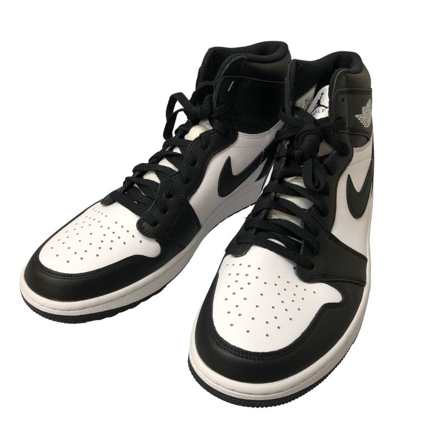 NIKE（ナイキ）は、1972年にフィル・ナイトによって設立されたアメリカのスポーツブランドです。ギリシャ神話の勝利の女神「ニケ（Nike）」に由来するブランド名の通り、ナイキはスポーツシューズをはじめとするアパレルやアクセサリーを展開し、世界中で支持されています。「エア マックス」「エア フォース 1」「エア ジョーダン」など、数々の名作シューズがあり、スポーツだけでなく、ストリートカルチャーにも影響を与えています。また、ルイ・ヴィトンやディオールなどとのコラボレーションでも知られ、常に革新を続けるブランドです。― 株式会社ストックラボによるオリジナルテキスト ▼状態ランク ▼商品詳細 ブランド ナイキ Nike 色 ブラック（黒） 素材 付属品 -, --, -, -, 商品詳細 表記サイズ【31cm】（約31+cm） アウトソール縦：33cm アウトソールウィズ：12cm 全高：17cm ヒール：3.5cm ※採寸に関しまして1～2cm程誤差が出てしまう場合もございます。予めご了承くださいませ。 状態詳細 若干の汚れが見られます。 梱包サイズ 80サイズ 商品管理番号 【IT6980PGR7Q5】【E】【AFC28】 ▼状態ランク詳細