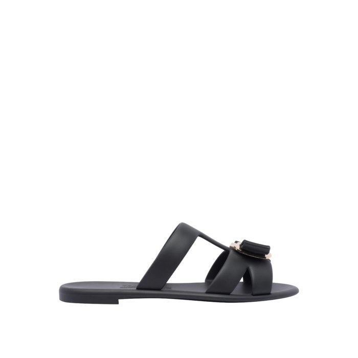 サンダル・ミュール FERRAGAMO SS24 Black satin mules (01G9927694931C NERO) 楽天市場】フェラガモ(ミュール|レディース靴):靴の通販