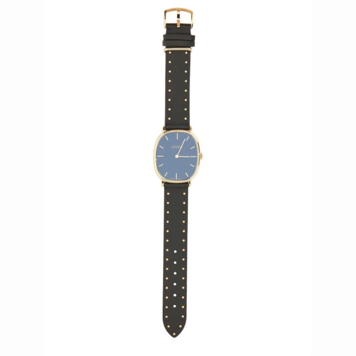 ブランド Isabel Marant（イザベル マラン） カテゴリ 腕時計 SKU MO0005FAA1U05B01BK サイズ one size →サイズガイドはこちら カラー MULTICOLOUR 素材 75% CALFSKIN 20% STAINLESS STEEL 5% BRASS 生産国 CHE 注意事項 送料無料 配送日数：平均7日~12日（土日・祝日を除く） 配送プロセス：ご注文リクエスト→ご注文/決済確定→海外配送→国内検品/配送 配送日数は、現地パートナーによる発送遅延や、空輸状況により遅延の可能性があります。 ご注文確定後のキャンセルについては承っておりません。 配送ガイド 注文後のキャンセル/交換は承っておりません。 注文後、海外パートナーに発注及び在庫手配が行われます 注文後、在庫手配中に商品の欠陥、在庫不足、出荷遅延などの理由で、注文がキャンセルされることがあります。あらかじめご了承ください。 表示価格は輸入関税・輸入消費税・国際送料込みの価格です。 表示の参考定価は当社が独自に調査を行った価格になります。国内取扱店の定価と異なる可能性がございます。 掲載商品には店頭展示商品も含まれるため、特に過去シーズンの革製品など細かなスレなどが見受けられる可能性がございます。 ご使用のPCやスマートフォンのモニター環境により、商品の色合いが異なる可能性がございます。 サイズタイプ（IT、UK、USなど）が明記されてない場合があります。詳細につきましては、お手数ですがカスタマーサポートまでお問い合わせください。 ベルト、シューズ、帽子等、アクセサリー類の中にも性別によってサイズ感が大きく異なるアイテムがございます。 付属の箱や包装にやむ得ない傷や凹み等がある場合がございます。こちらは初期不良の対象とはなりませんのでご了承ください。 一部ブランドでは箱が付属していない場合等、ブランド直営店とは付属品が一部異なる場合があります。 2シーズンより前の商品はセールアイテムのため、箱やタグが旧デザインの場合や、付属品にわずかなスレ、破損、不足がある場合があります。 →「本物ですか？」というご不安をお持ちの方へ→よくあるご質問はこちらから Isabel Marant（イザベル マラン）のアイテムを見る ブランド一覧はこちら アイテム一覧はこちら