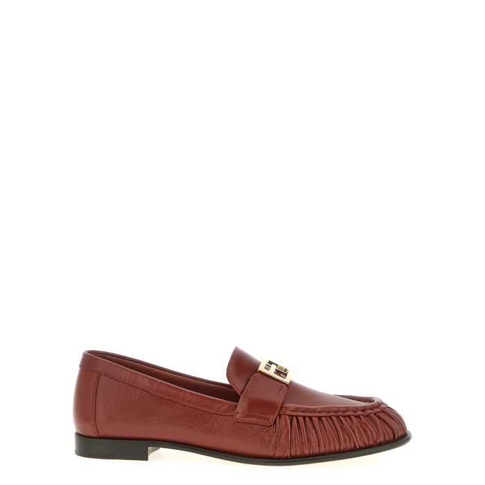 【楽天ブラックフライデー最大80%OFF+P2倍~】FENDI フェンディ レディース ローファー 8D8756NBAF0CPN 'Baguette' loaf...