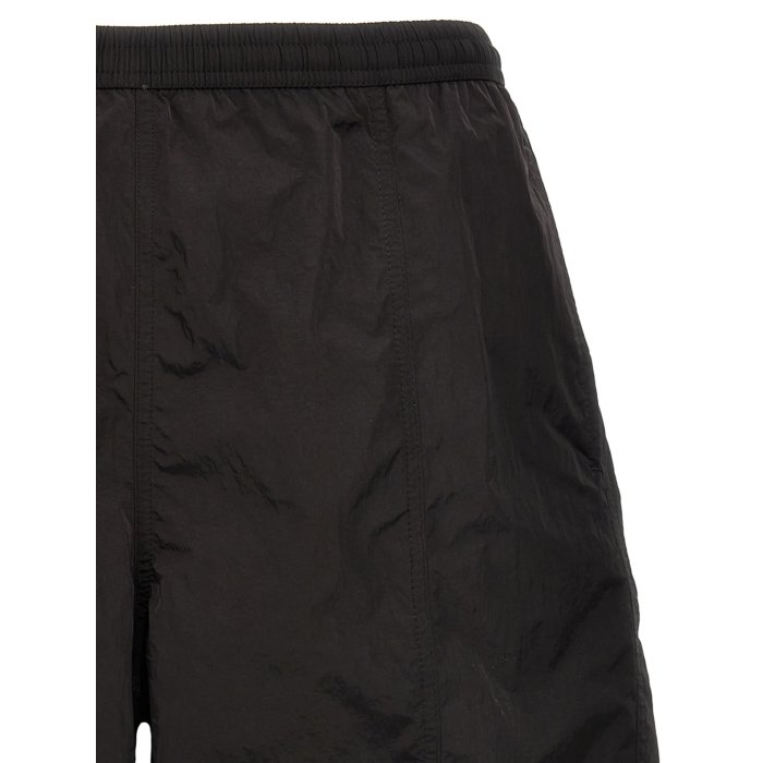 【楽天イーグルス感謝祭最大80%OFF+P2倍~】AMI Paris アミパリス メンズ スイムウェア HBW005PA0021001 Logo swim shorts Black L S M XL XS 【送料無料・関税込】