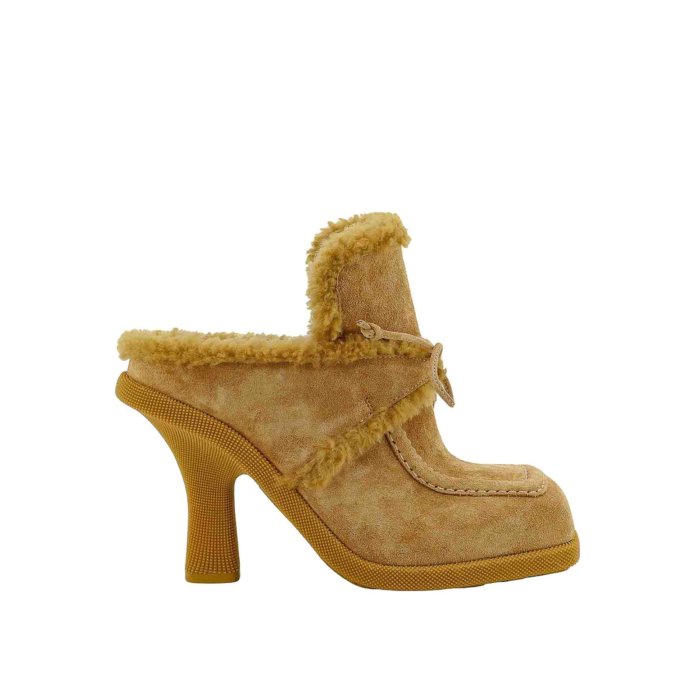 【楽天ブラックフライデー最大80%OFF+P2倍~】Burberry バーバリー レディース サンダル 8077389 Suede Mule Equestria...