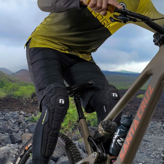 【5/15まで★3000円以上で300円OFFクーポン】プロテクター 大人　ひざすね　 G-FORM　PRO RUGGED 2 ニーシンガード　ブラック KNEE SHIN ジーフォーム　PROTECTOR プロテクター【s1】 2