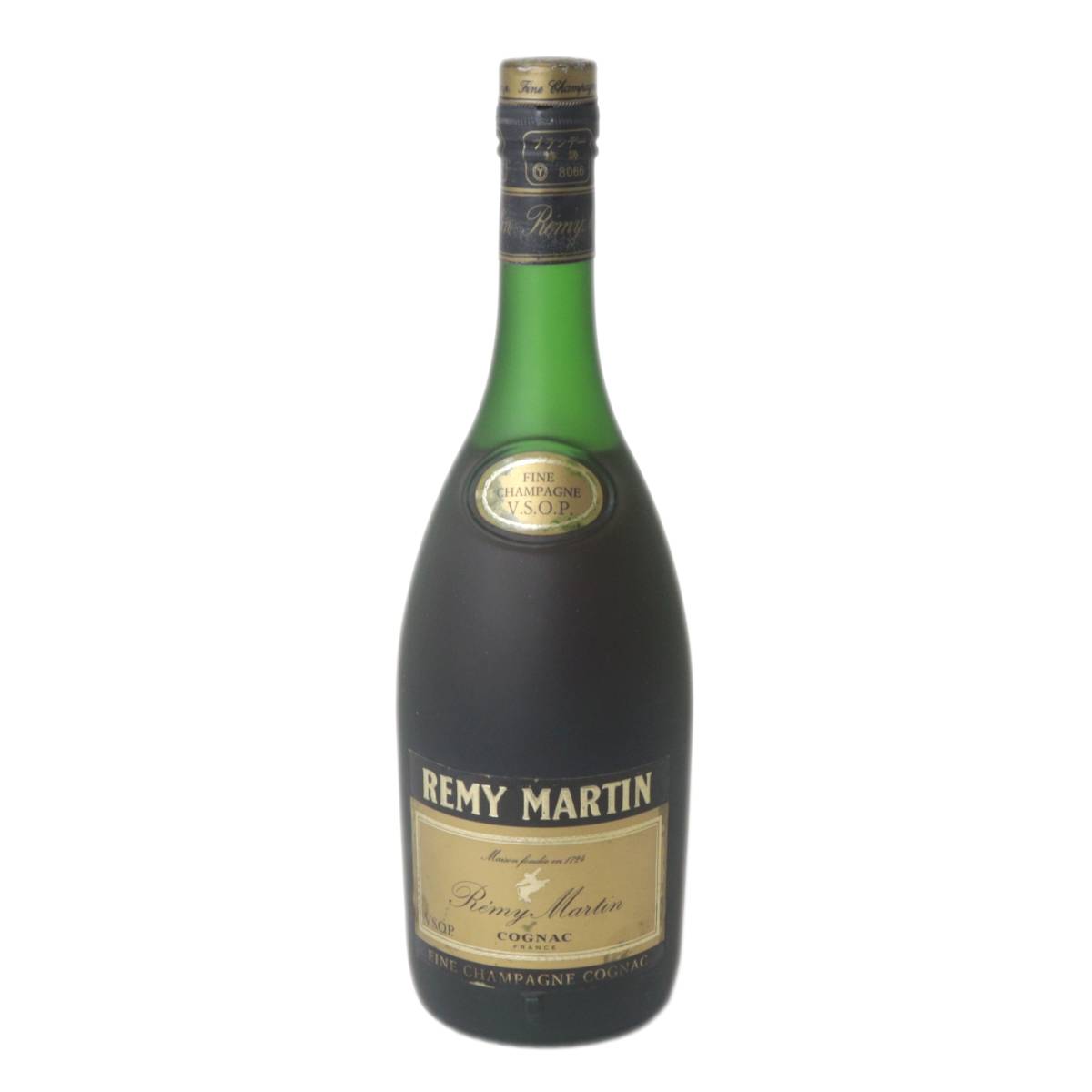 【商品名】REMY MARTIN VSOP レミーマルタン VSOP 特級 従価【容量】700ml【度数】アルコール度数40％【詳細情報】未開栓の新古品です。※画像の商品が現物です。ラベルやキャップ部の痛み等は画像でご確認ください。※年数経過品の為、開栓時にコルクが砕ける可能性があります。また、古酒につき、味や品質、風味は保証いたしかねます。上記ご理解いただいたうえでご購入いただけますようお願い申し上げます。【注意】 この商品はお酒です。20歳未満者の飲酒は法律により禁止されております。20歳未満者のご購入は固くお断りします。代理購入であっても販売をお断りしています。【備考】ご注文時に、備考欄に生年月日のご入力をお願い致します。生年月日のご入力がない場合は発送ができませんので、予めご了承願います。酒類通信販売免許規定のため、直接店舗へご来店での販売はできません。【免許】酒類販売業免許　西宮酒第417号【発送元店舗】リバースちぇるる野毛店この商品に関するお問合わせはリバースちぇるる野毛店 TEL/045-251-2881 まで商品番号：eso240426ofb03