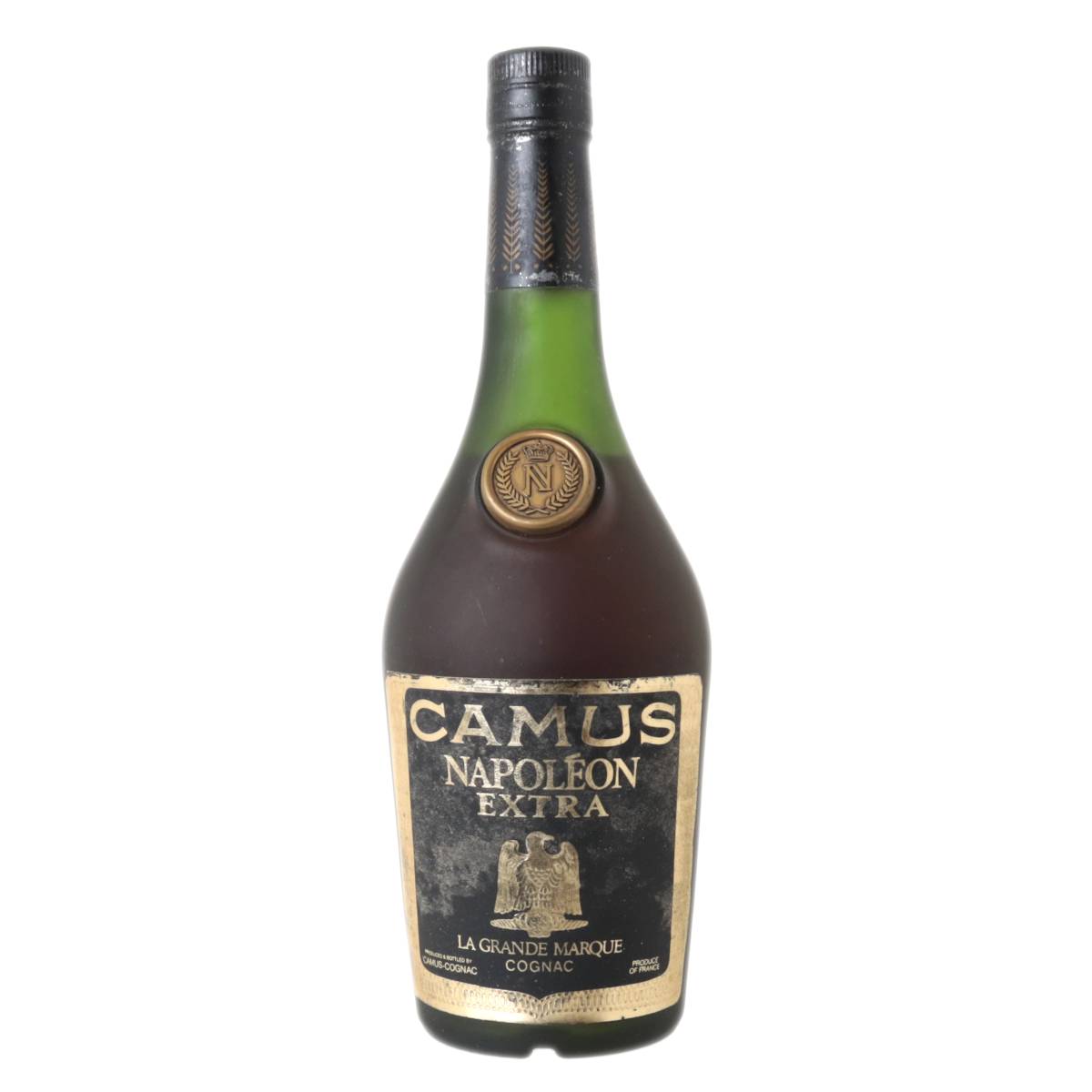 【商品名】CAMUS NAPOLEON EXTRA カミュナポレオンエクストラ ブラックラベル【容量】700ml【度数】アルコール度数40％【詳細情報】未開栓の新古品です。※画像の商品が現物です。ラベルやキャップ部の痛み等は画像でご確認ください。※年数経過品の為、開栓時にコルクが砕ける可能性があります。また、古酒につき、味や品質、風味は保証いたしかねます。上記ご理解いただいたうえでご購入いただけますようお願い申し上げます。【注意】 この商品はお酒です。20歳未満者の飲酒は法律により禁止されております。20歳未満者のご購入は固くお断りします。代理購入であっても販売をお断りしています。【備考】ご注文時に、備考欄に生年月日のご入力をお願い致します。生年月日のご入力がない場合は発送ができませんので、予めご了承願います。酒類通信販売免許規定のため、直接店舗へご来店での販売はできません。【免許】酒類販売業免許　西宮酒第417号【発送元店舗】リバースちぇるる野毛店この商品に関するお問合わせはリバースちぇるる野毛店 TEL/045-251-2881 まで商品番号：kzo220819oeb04