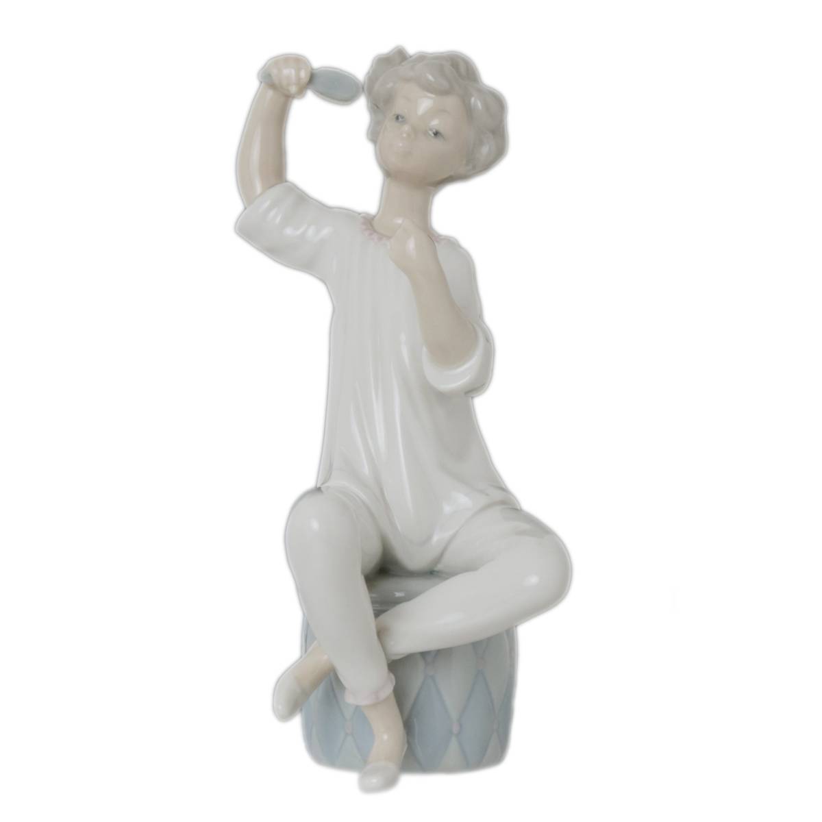 Rakuten - 【中古】 LLADRO リヤドロ ブラシをかける人 陶器人形 フィギュリン 置物 全高約25.5×横約8×奥行約10(cm) NT Bランク